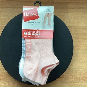 Hanes Supersoft No Show Socks,Pink, White, and Gray 6 pairs for shoe size W 5-9